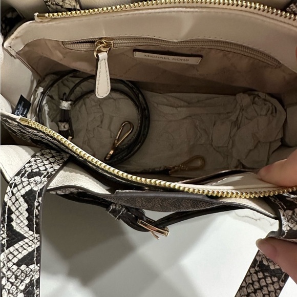 Michael Kors Emilia satchel and Wallet Set-nwt - Picture 4 of 17